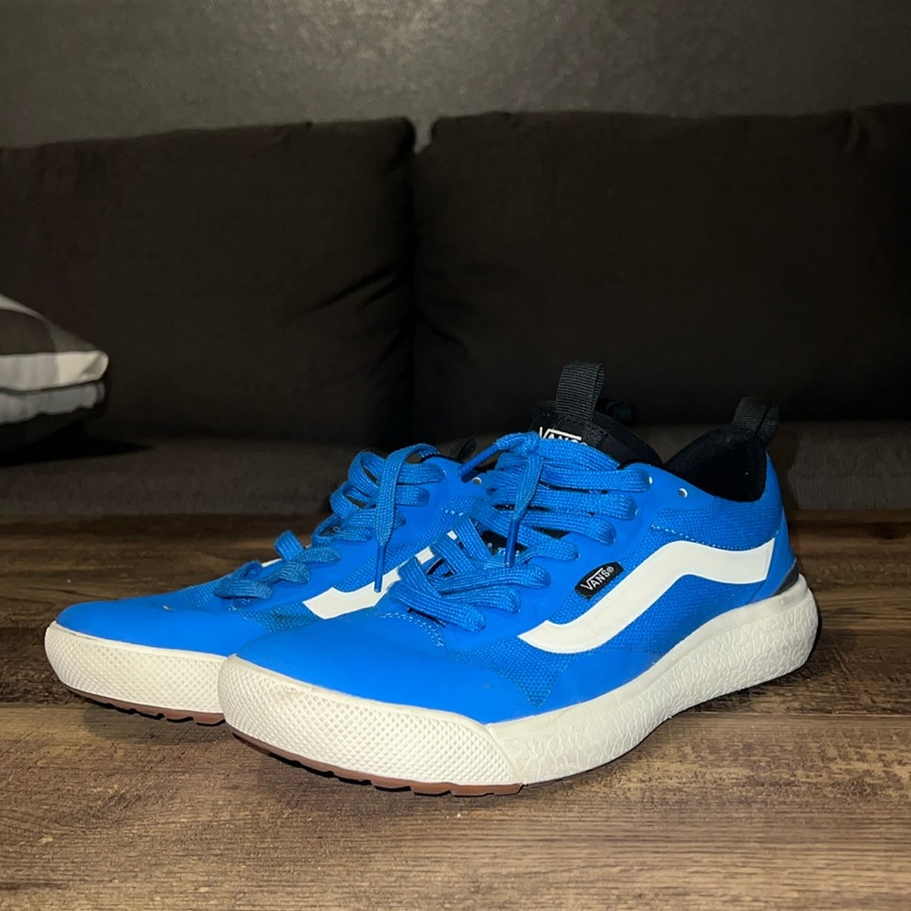 Vans ultrarange electric blue